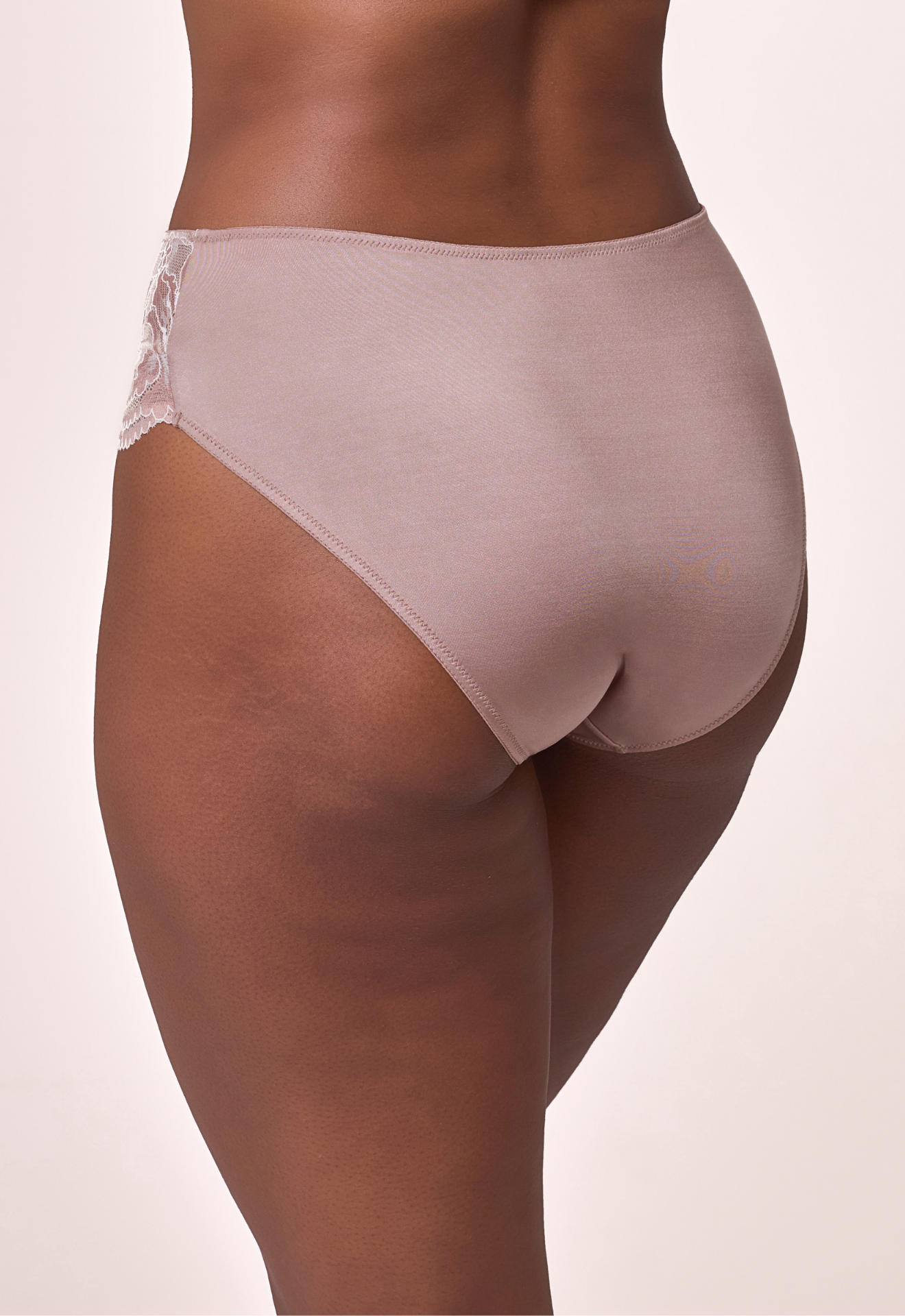 Montelle Brief - Moonshell / Chantilly Bra Fittings by Court