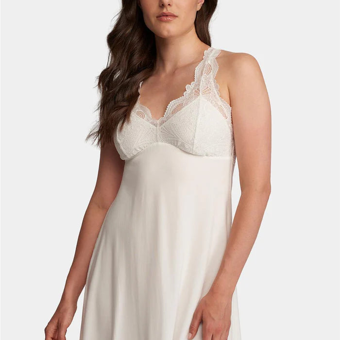 Fleur't Chemise Bra Fittings by Court
