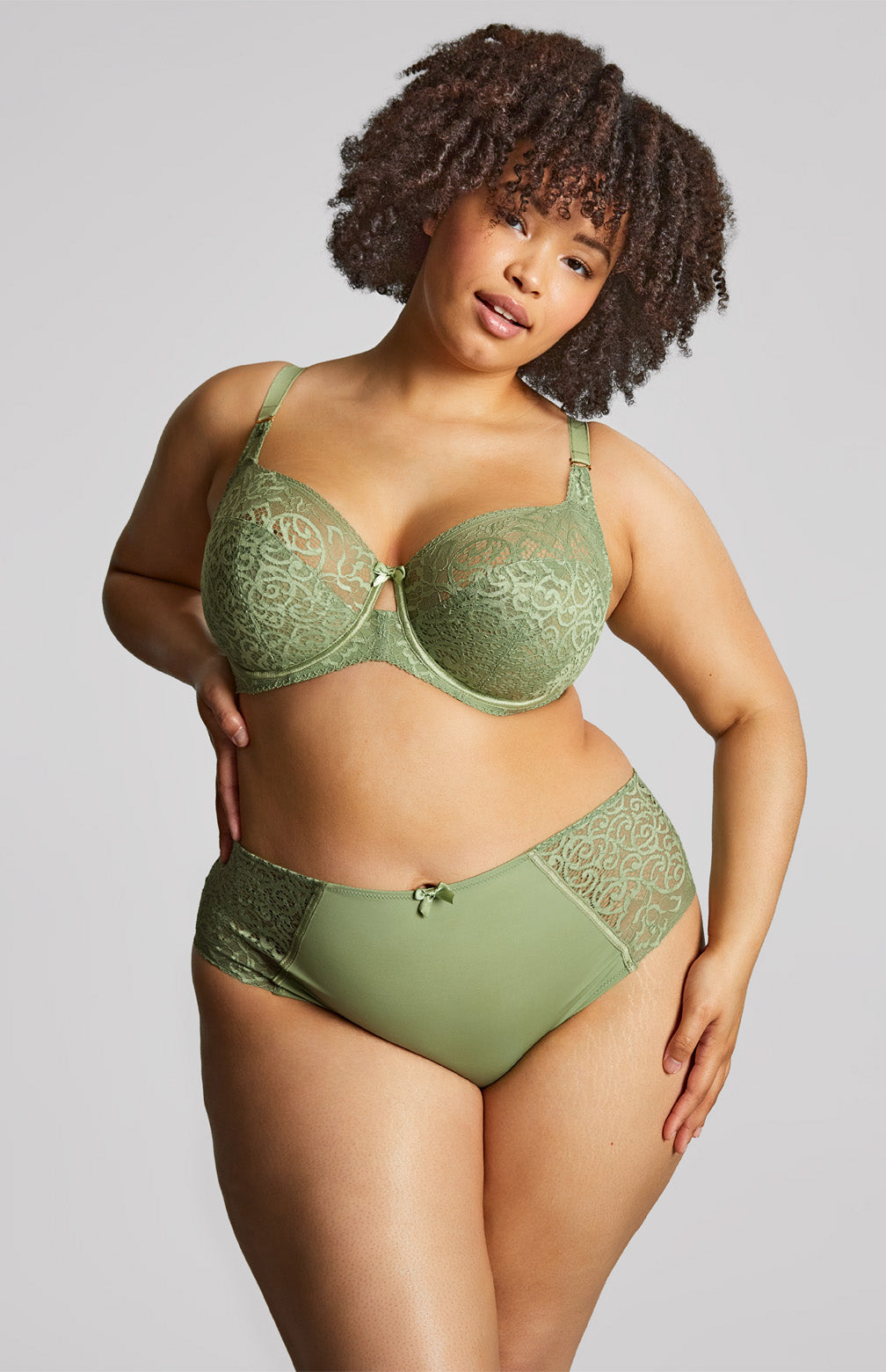 Sculptresse by Panache Estel *Final Sale Sculptresse