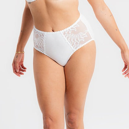 Louisa Bracq Esperanza Full Brief Panties *Final Sale* Bra Fittings by Court 6 US / 10 UK (S) BLANC