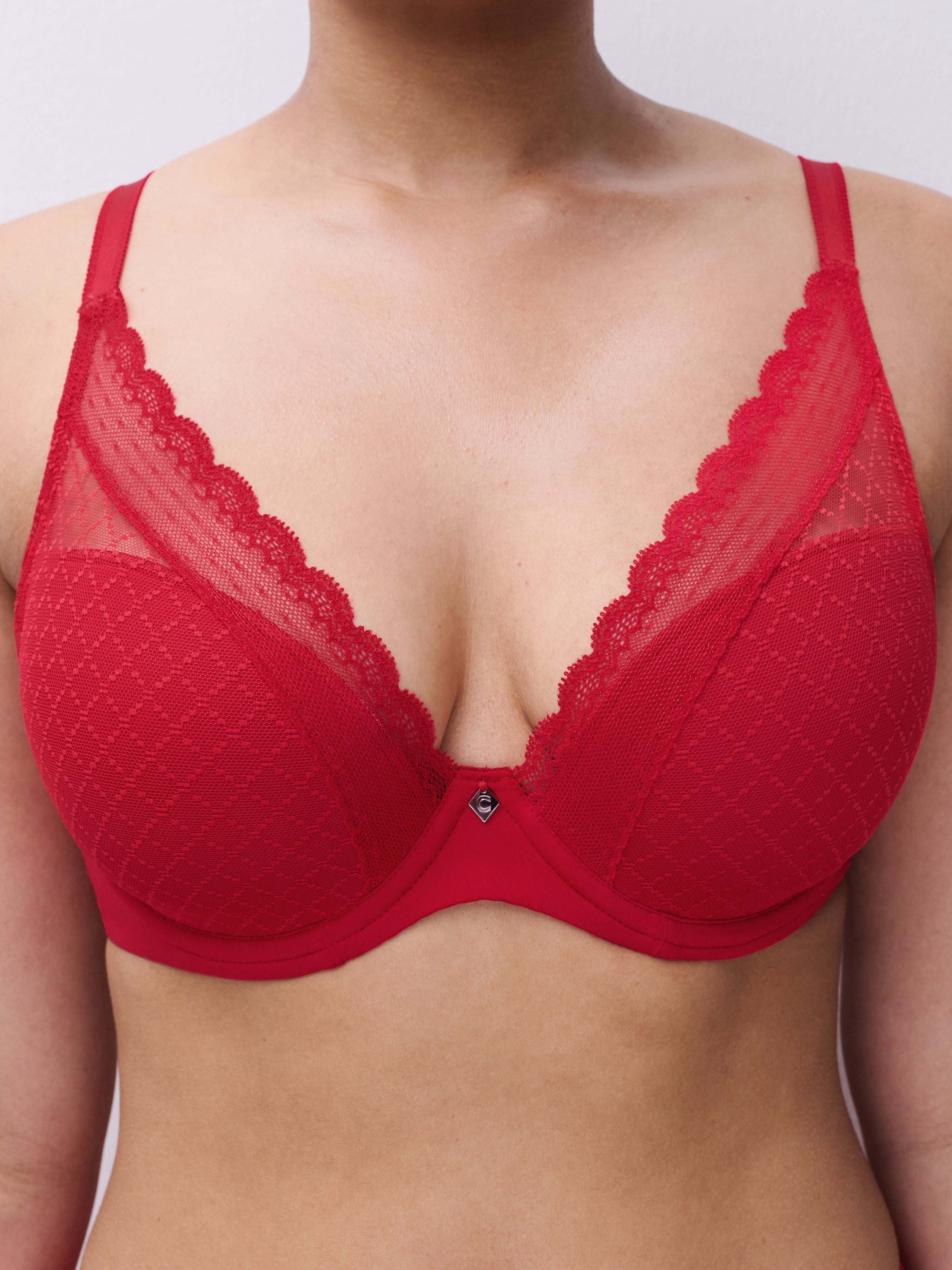 Chantelle Norah Chic Plunge T-Shirt Bra - Poppy Red Molded Cup Bra Fittings by Court