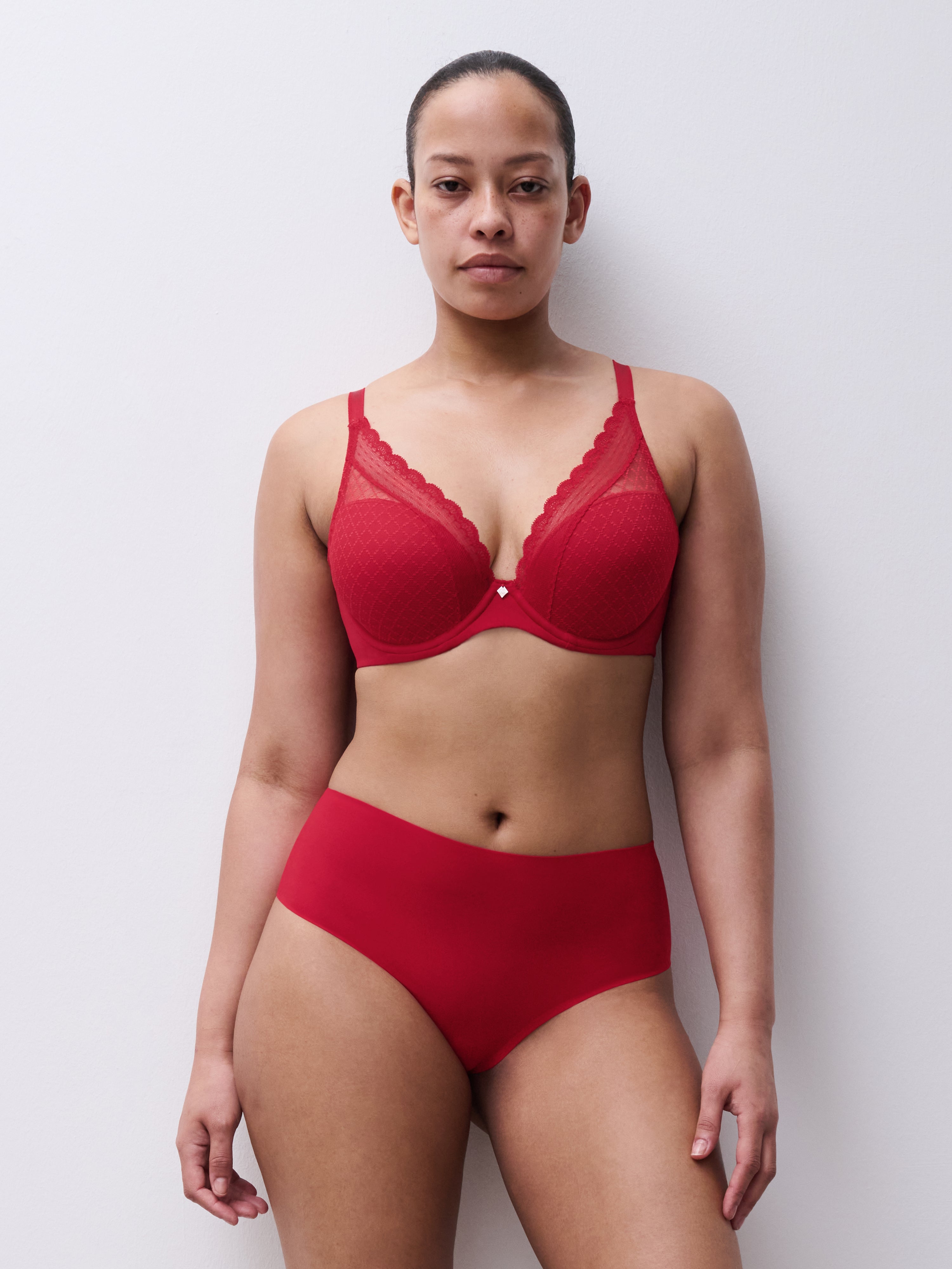 Chantelle Norah Chic Plunge T-Shirt Bra - Poppy Red Molded Cup Bra Fittings by Court