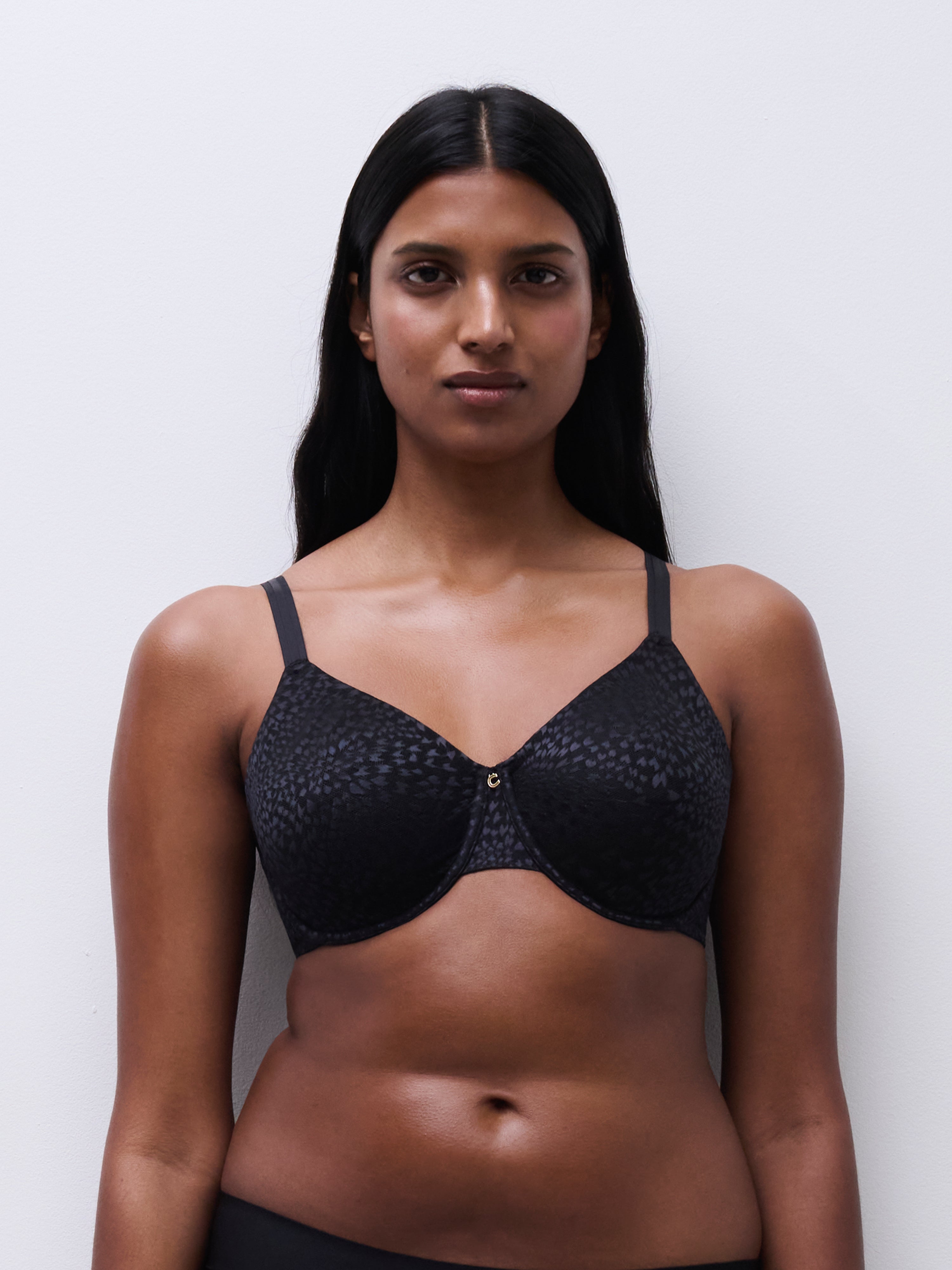 Chantelle Magique Seamless Unlined Back Smoothing Minimizer Chantelle