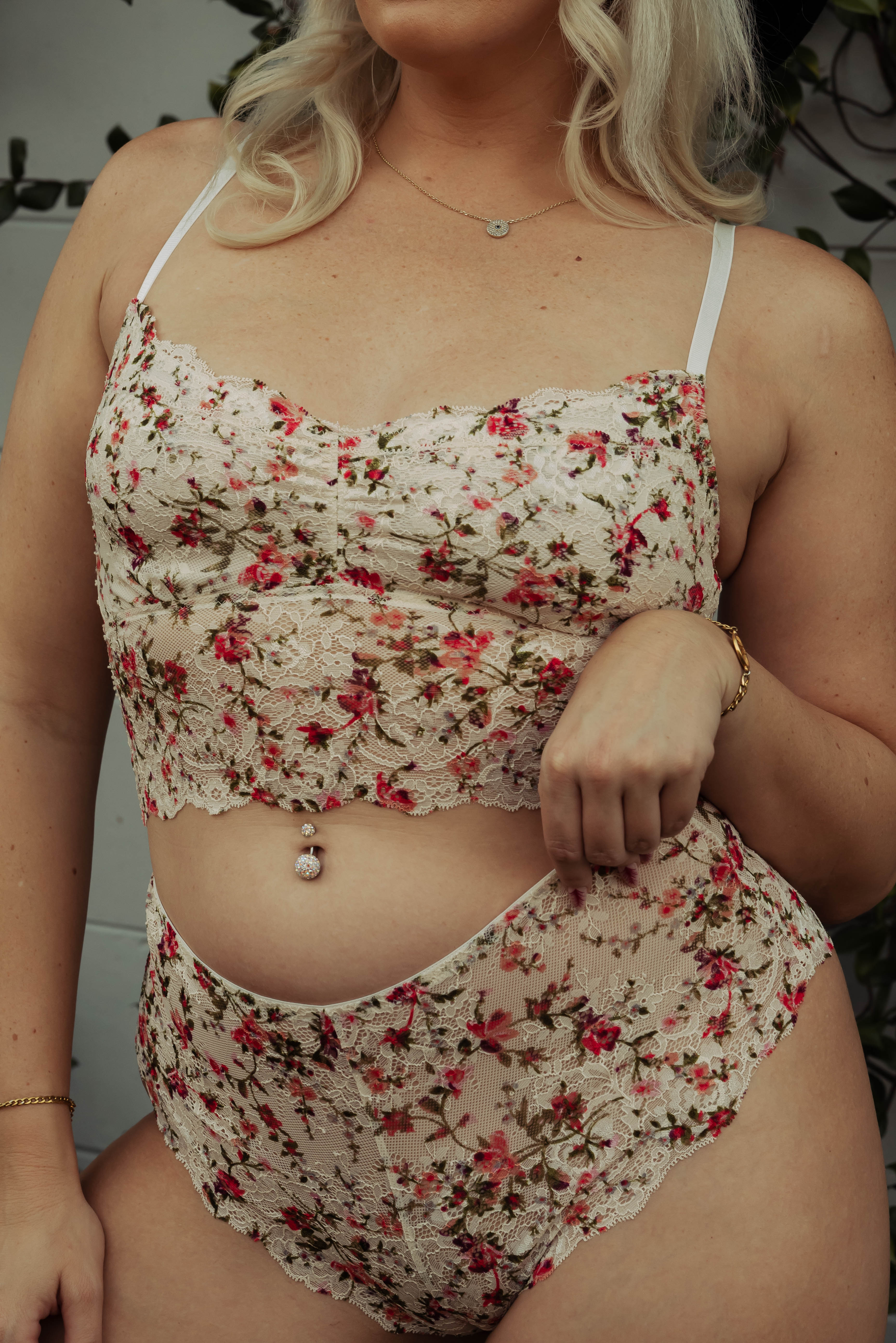 Kilo Brava High Waisted Hipster - Field Floral Bra Fittings by Court 6 US / 10 UK (S) FIELD FLORAL