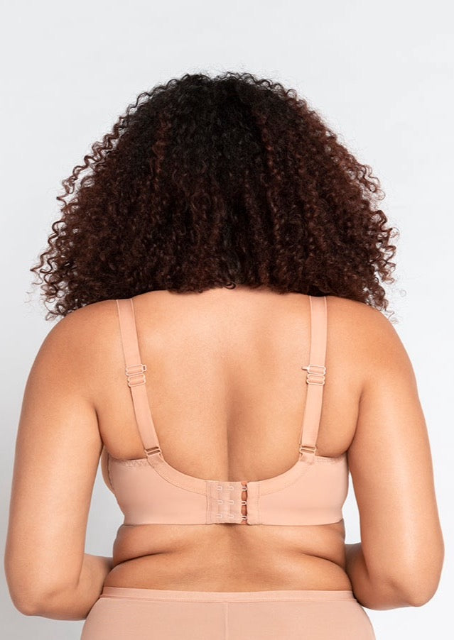 Curvy Kate Smoothie T-Shirt Bra *Final Sale* Molded Cup Bra Fittings by Court