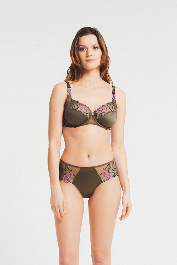 Louisa Bracq French lingerie brand up to I cup